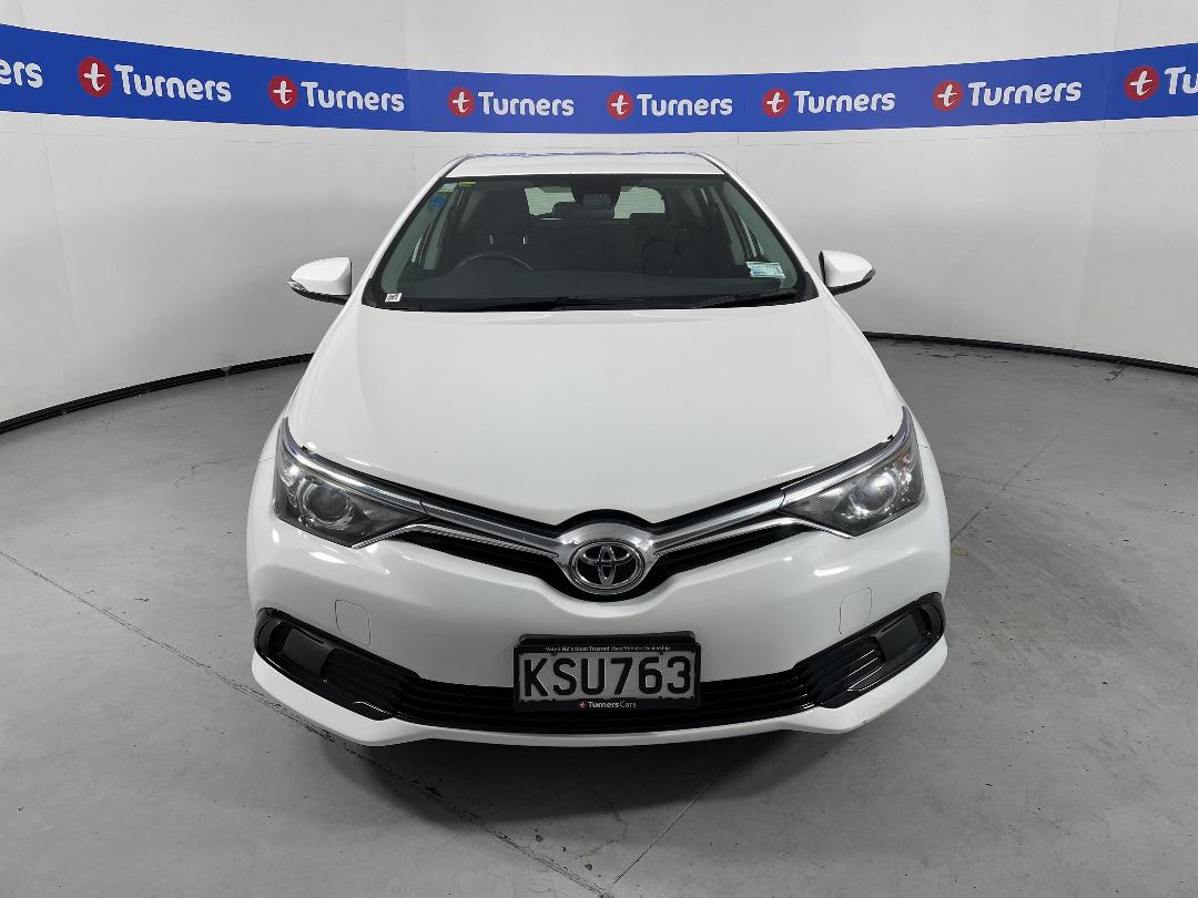 Photo '2' of Toyota Corolla