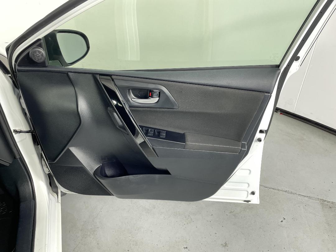 Photo '15' of Toyota Corolla