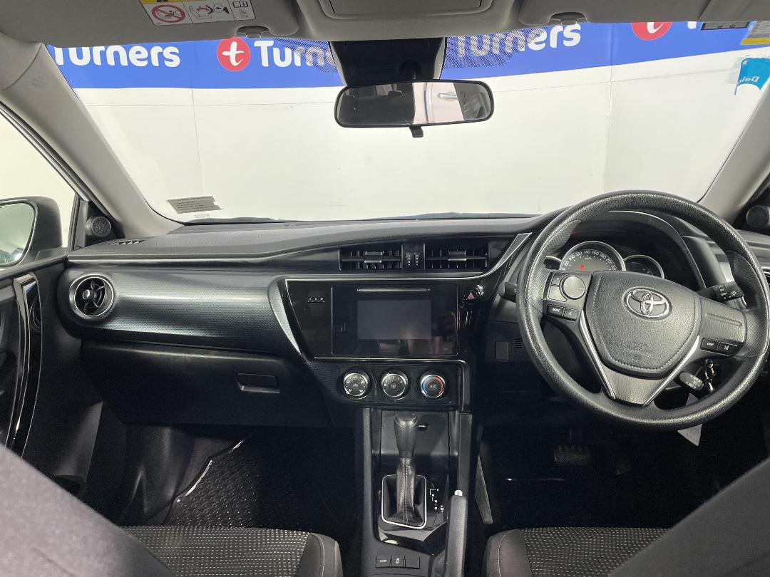 Photo '17' of Toyota Corolla