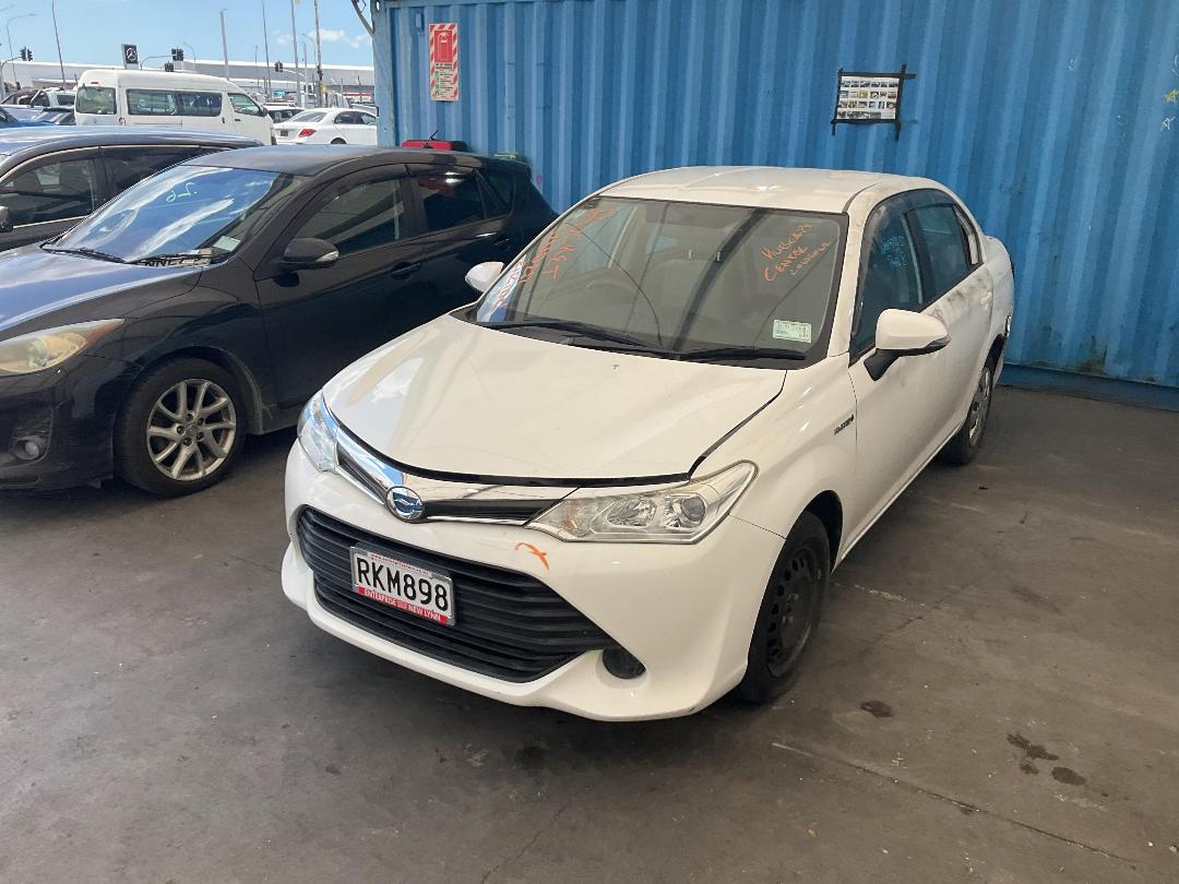 Photo '5' of Toyota Corolla Axio Photo '5' of Toyota Corolla Axio