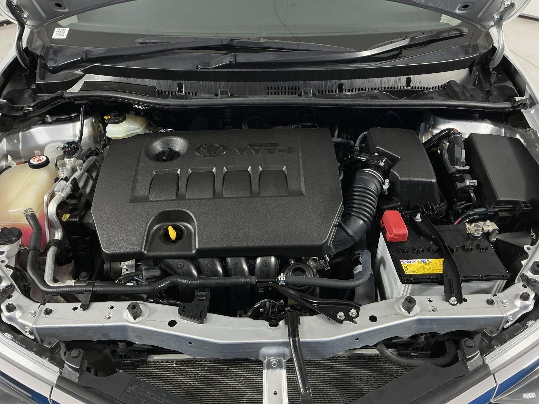 Photo '13' of Toyota Corolla