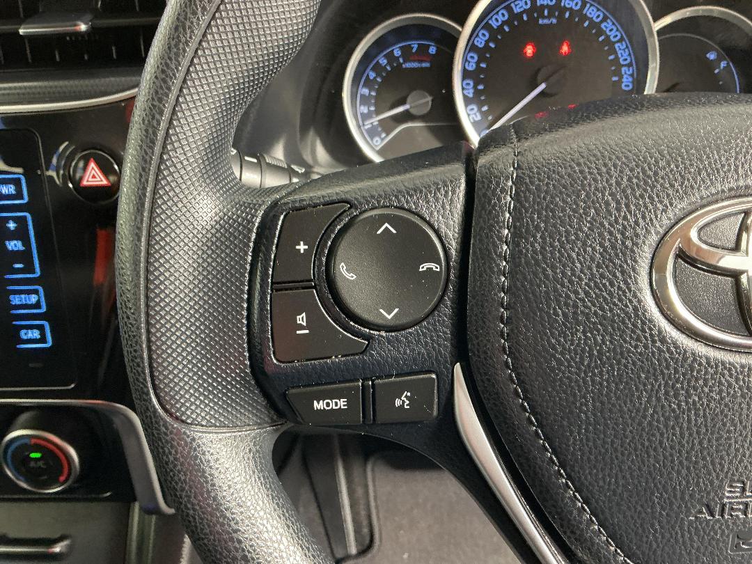 Photo '23' of Toyota Corolla