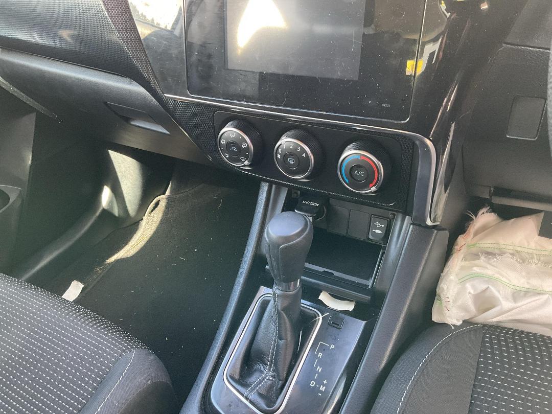 Photo '13' of Toyota Corolla GX