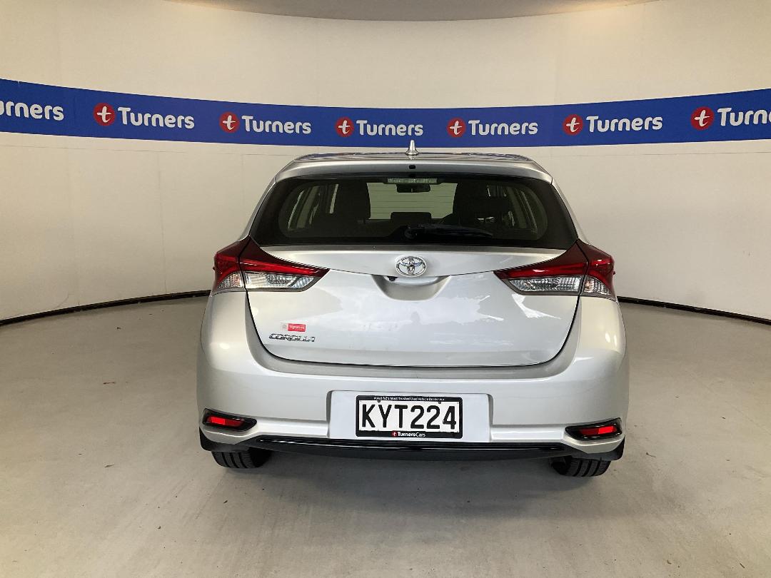 Photo '6' of Toyota Corolla