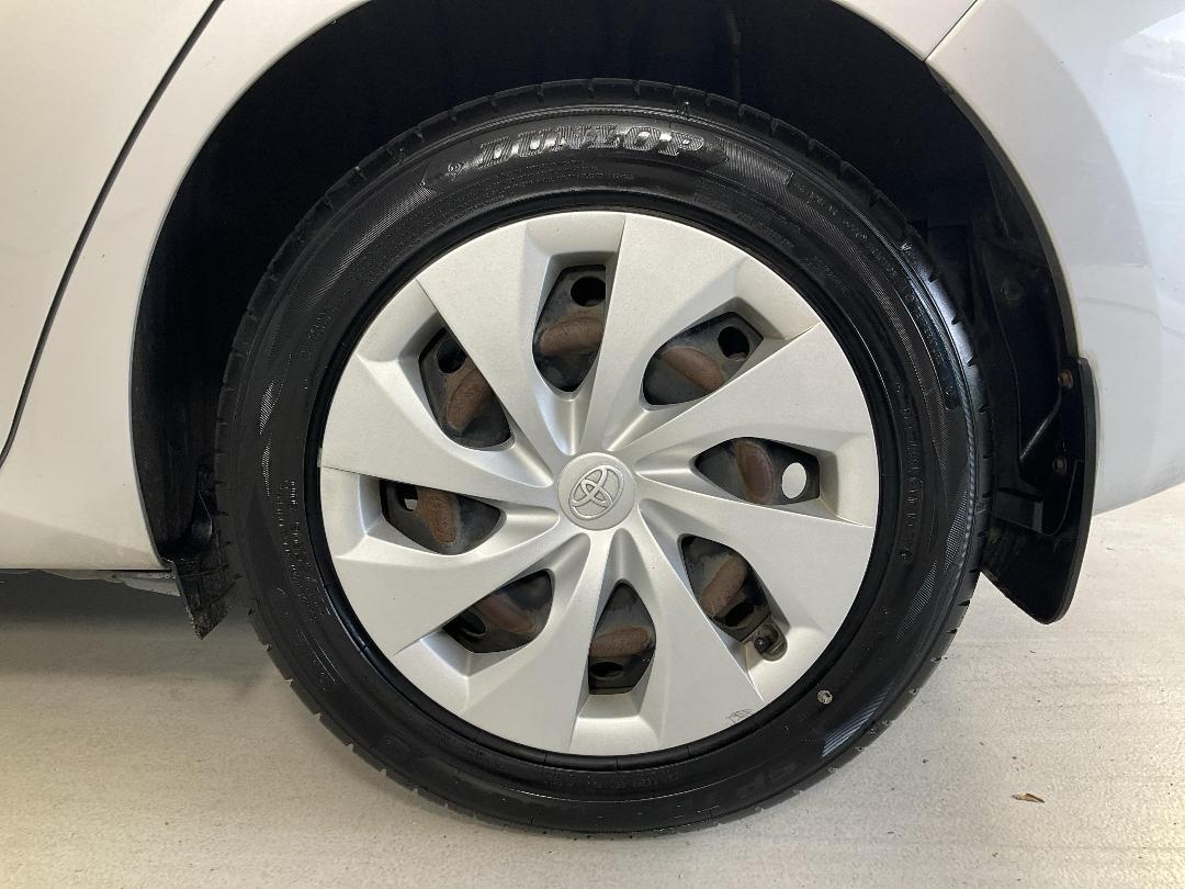 Photo '11' of Toyota Corolla