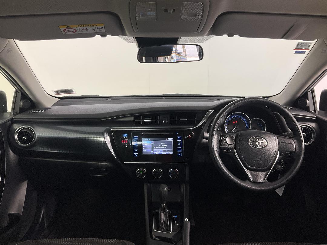 Photo '17' of Toyota Corolla