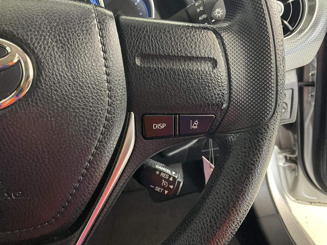 Photo '27' of Toyota Corolla