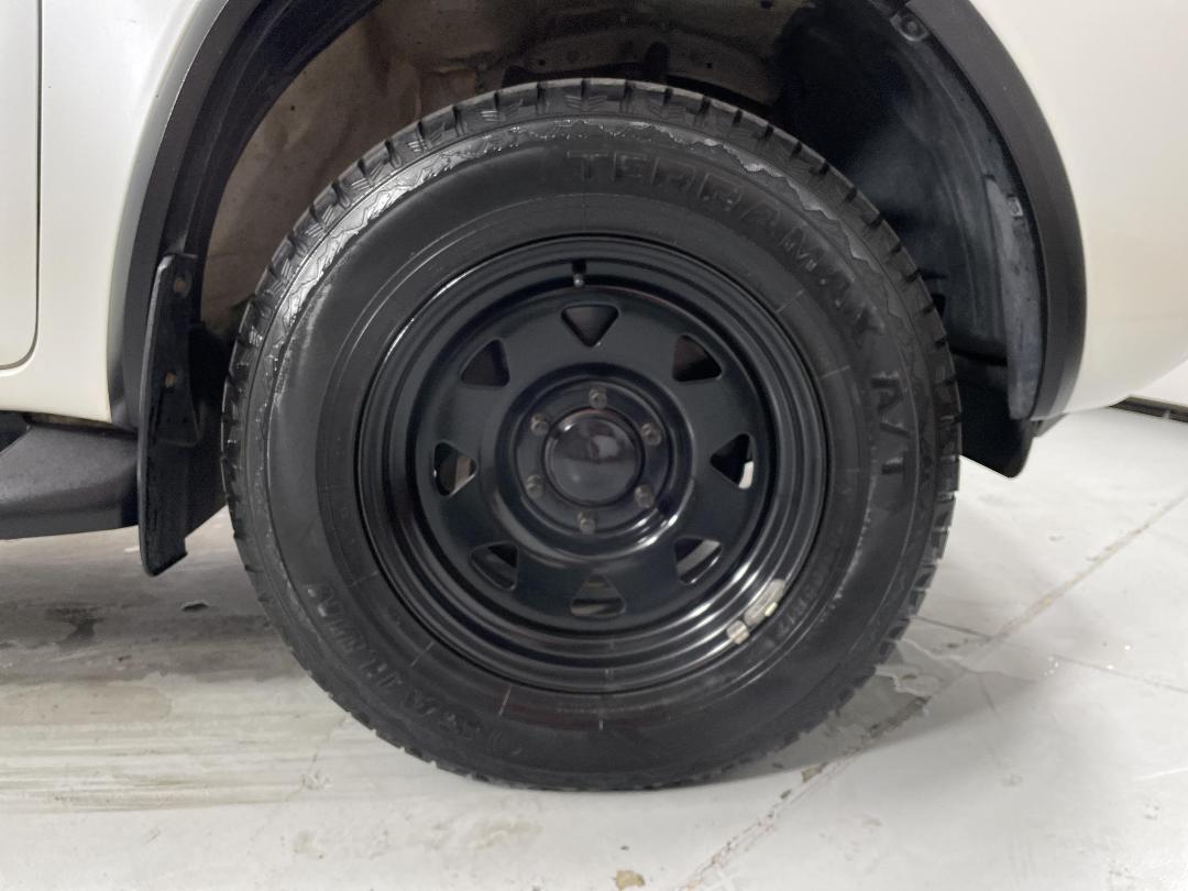 Photo '9' of Toyota Fortuner