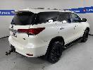 Thumbnail '7' of Toyota Fortuner