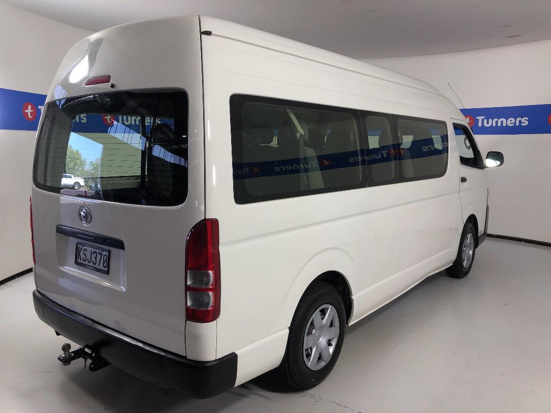 Photo '7' of Toyota Hiace Photo '7' of Toyota Hiace