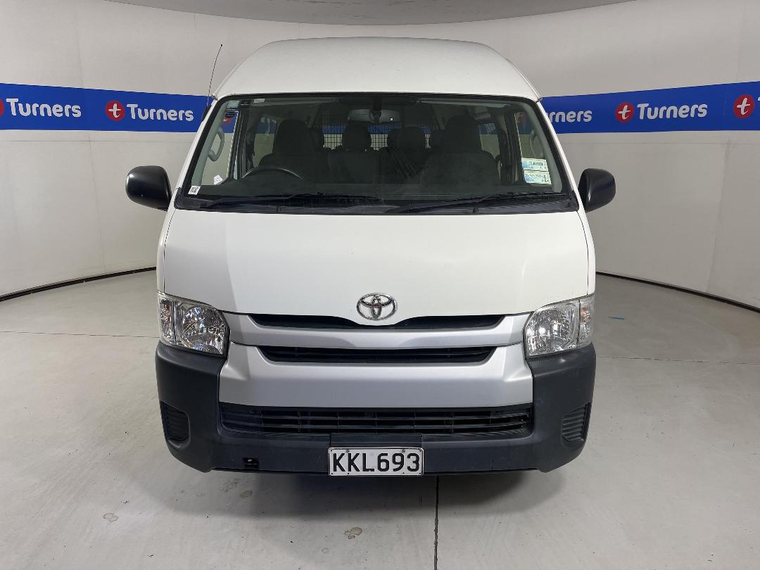 Photo '2' of Toyota Hiace