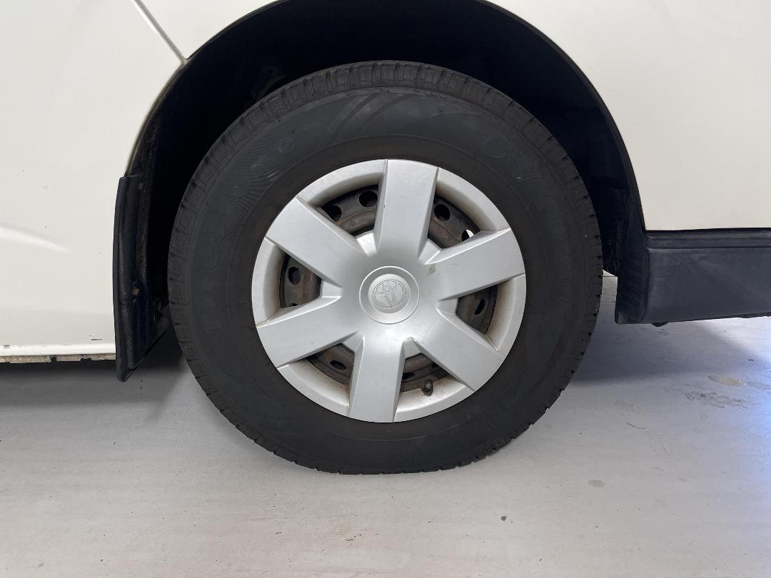 Photo '9' of Toyota Hiace