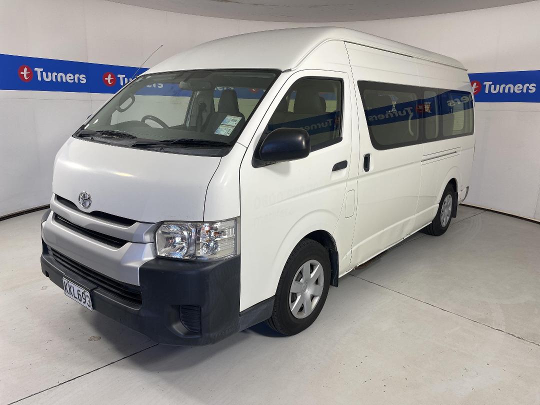 Photo '4' of Toyota Hiace