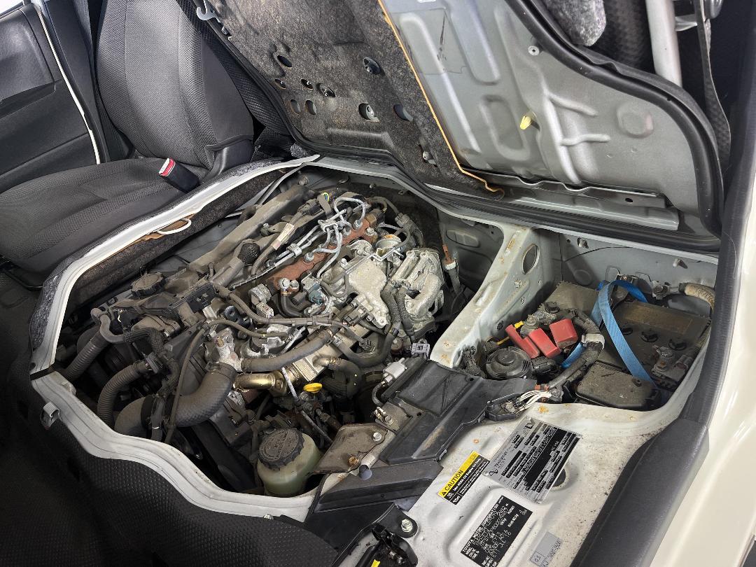 Photo '13' of Toyota Hiace