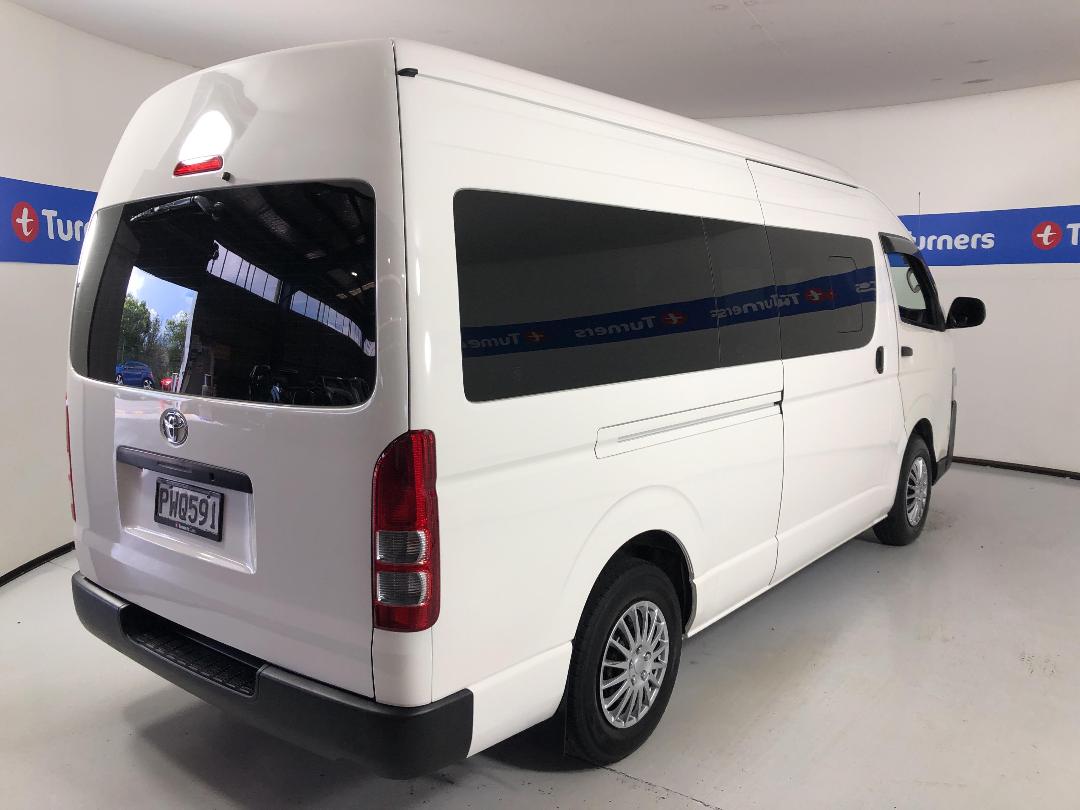 Photo '7' of Toyota Hiace Photo '7' of Toyota Hiace