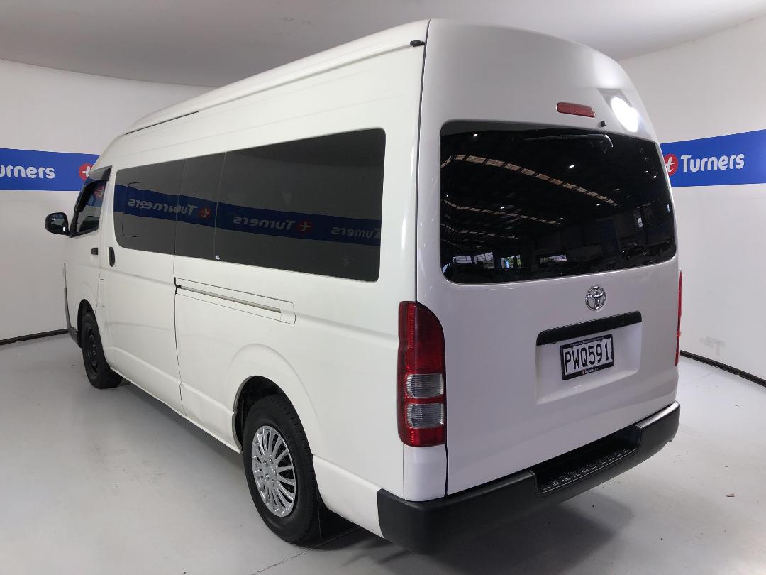 Photo '5' of Toyota Hiace Photo '5' of Toyota Hiace