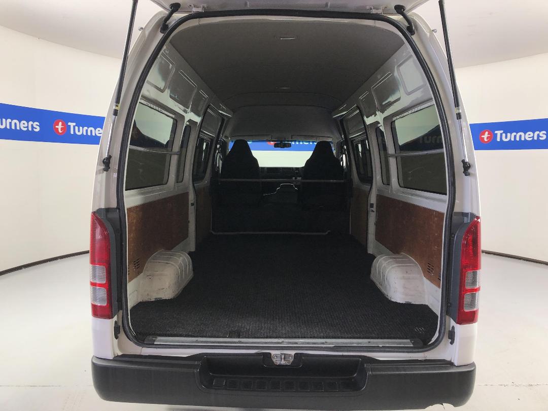 Photo '14' of Toyota Hiace Photo '14' of Toyota Hiace