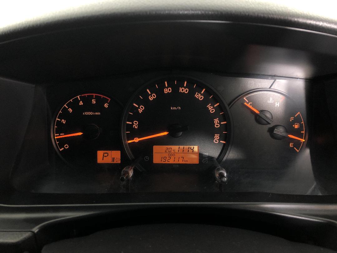 Photo '21' of Toyota Hiace Photo '21' of Toyota Hiace