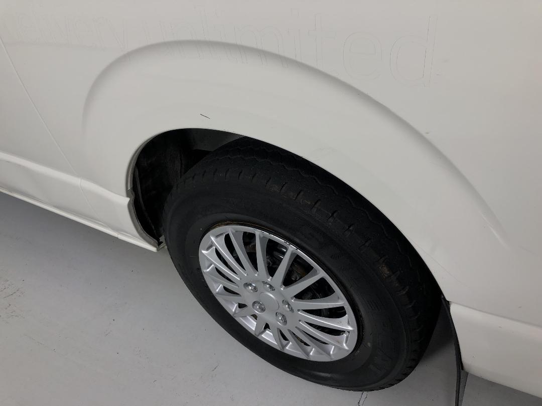 Photo '24' of Toyota Hiace Photo '24' of Toyota Hiace