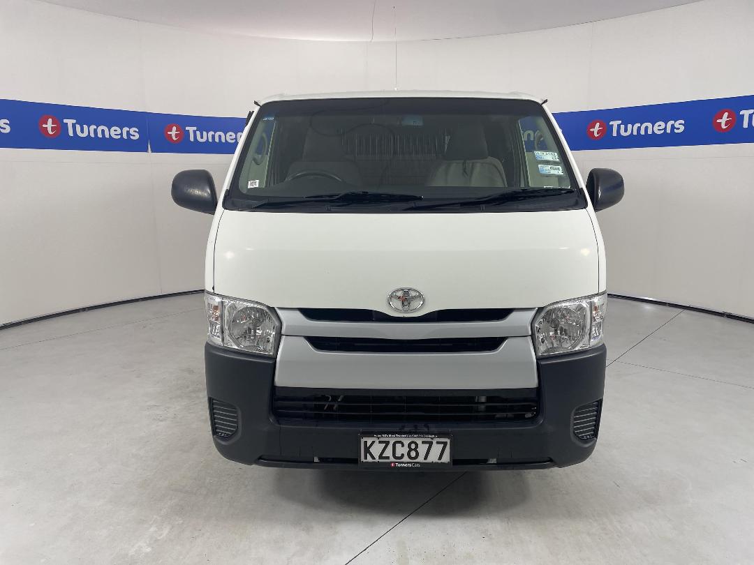 Photo '2' of Toyota Hiace Photo '2' of Toyota Hiace