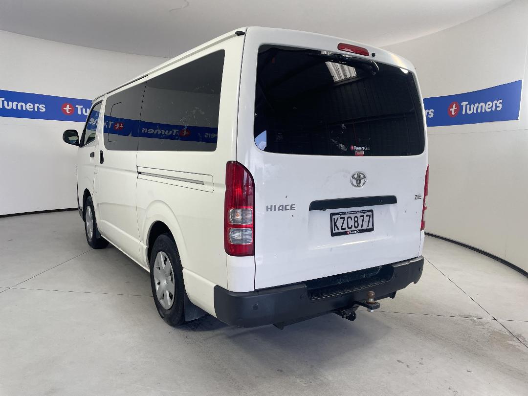 Photo '5' of Toyota Hiace Photo '5' of Toyota Hiace