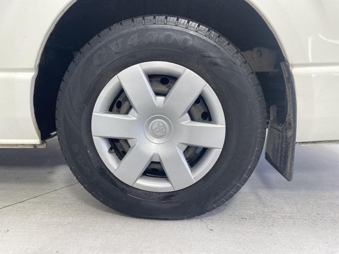 Photo '11' of Toyota Hiace Photo '11' of Toyota Hiace