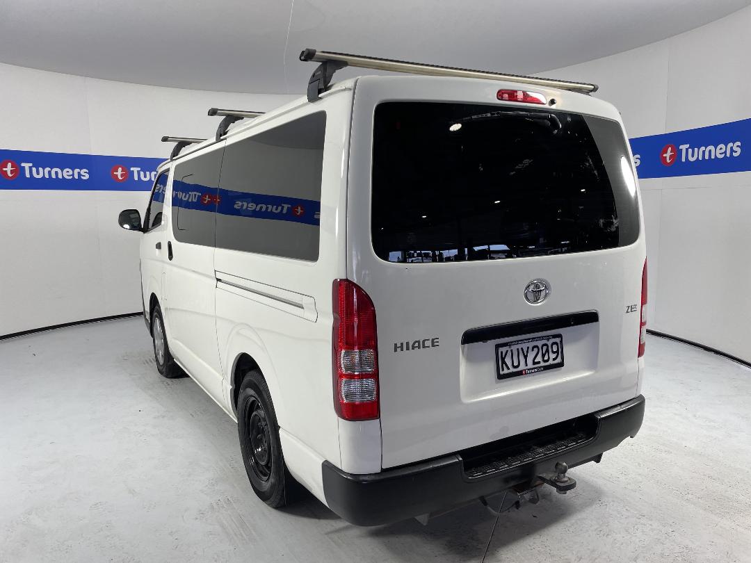 Photo '5' of Toyota Hiace