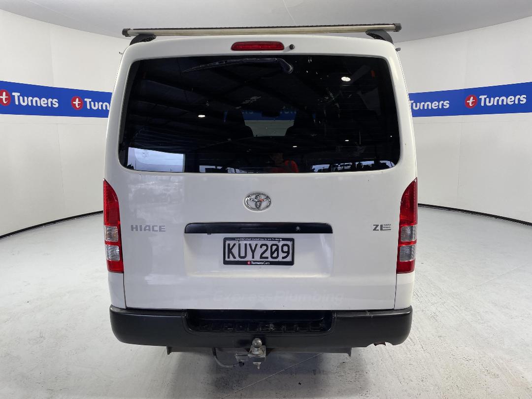 Photo '6' of Toyota Hiace