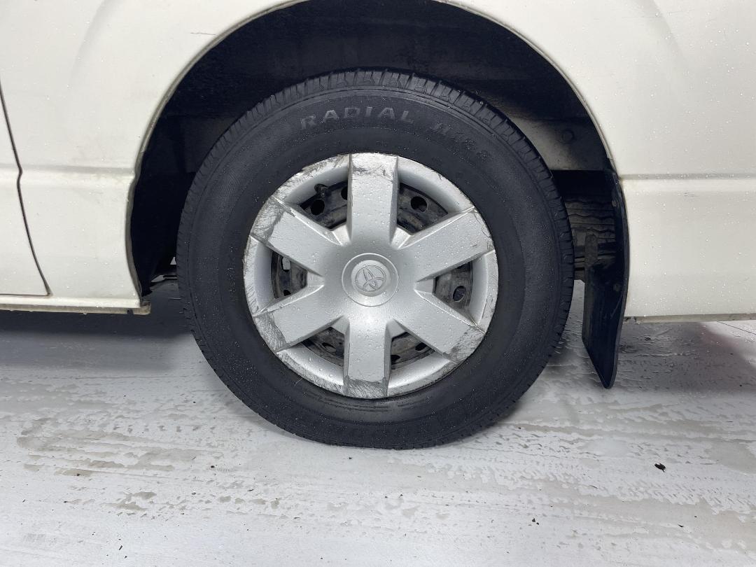 Photo '11' of Toyota Hiace