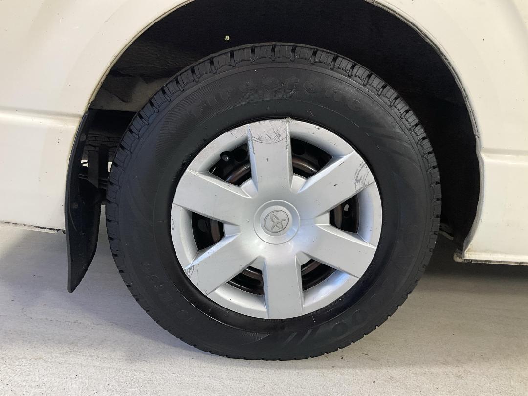 Photo '12' of Toyota Hiace Photo '12' of Toyota Hiace