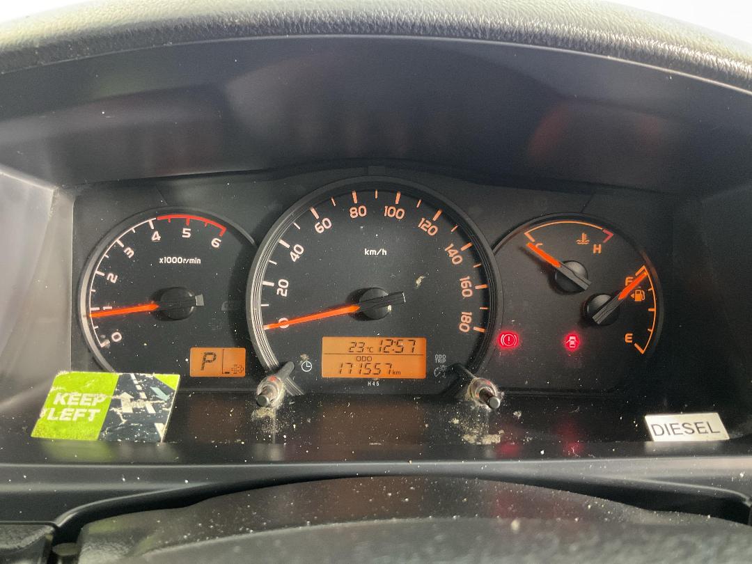 Photo '20' of Toyota Hiace Photo '20' of Toyota Hiace