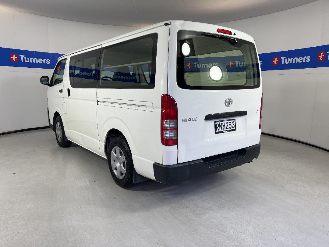 Photo '5' of Toyota Hiace