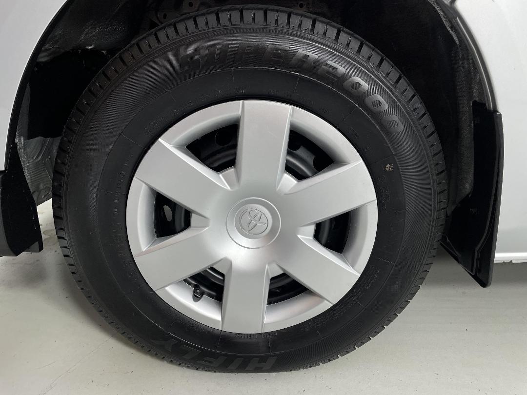 Photo '10' of Toyota Hiace Photo '10' of Toyota Hiace