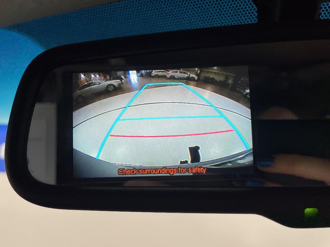 Photo '24' of Toyota Hiace Photo '24' of Toyota Hiace