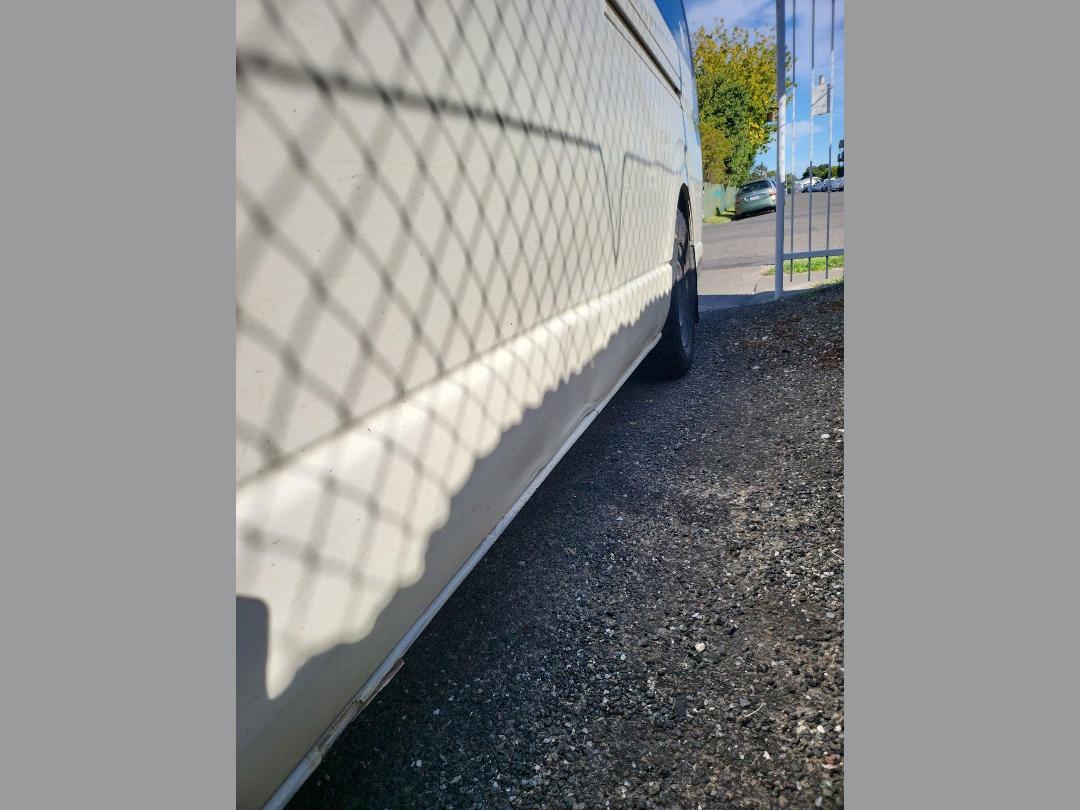 Photo '18' of Toyota Hiace Minibus TD