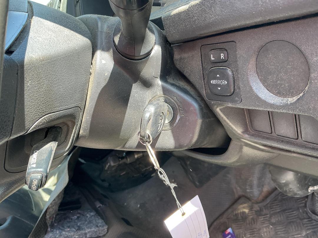 Photo '12' of Toyota Hiace ZL