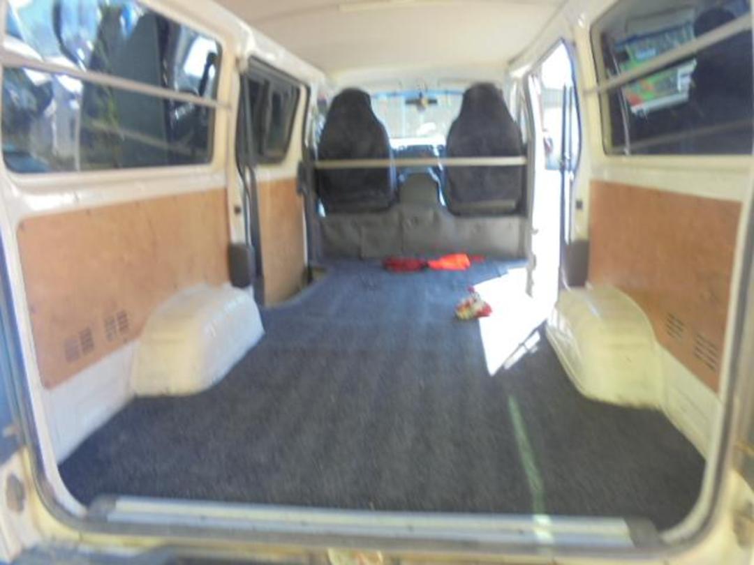 Photo '11' of Toyota Hiace ZL TD