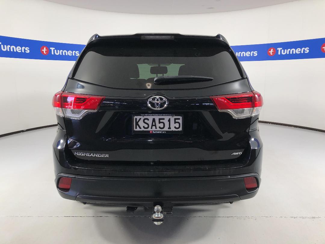 Photo '6' of Toyota Highlander Photo '6' of Toyota Highlander