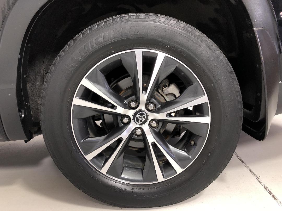 Photo '11' of Toyota Highlander Photo '11' of Toyota Highlander