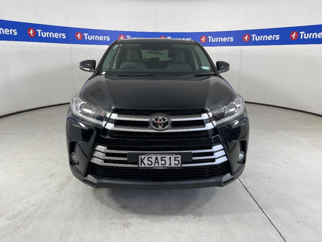 Photo '2' of Toyota Highlander