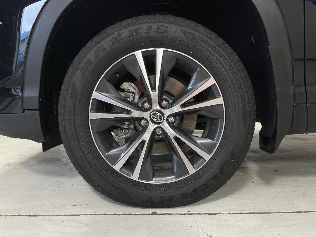 Photo '10' of Toyota Highlander