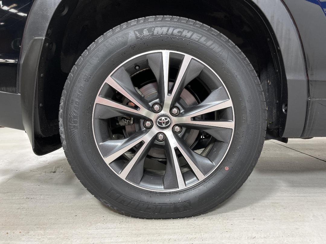 Photo '12' of Toyota Highlander