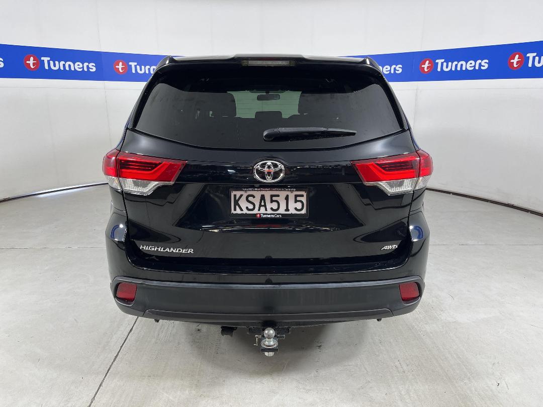 Photo '6' of Toyota Highlander