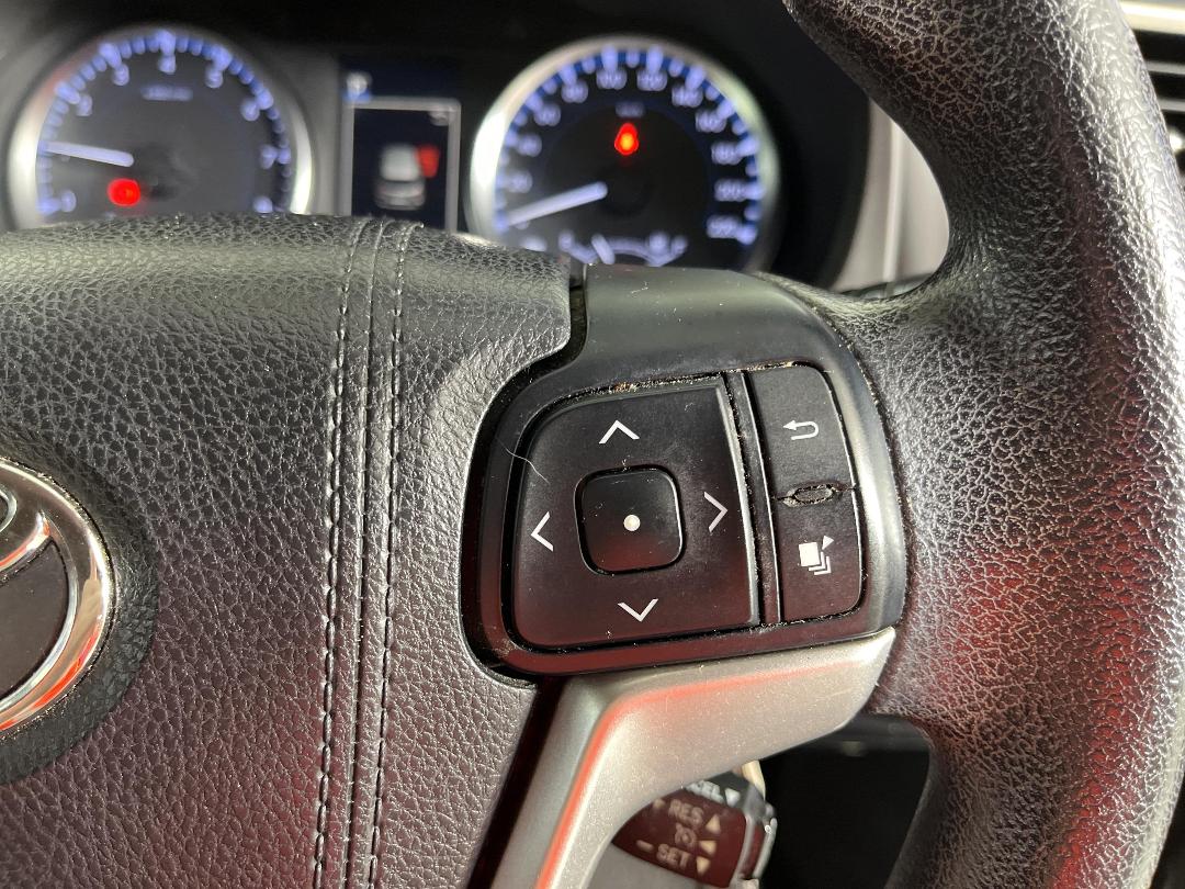 Photo '27' of Toyota Highlander