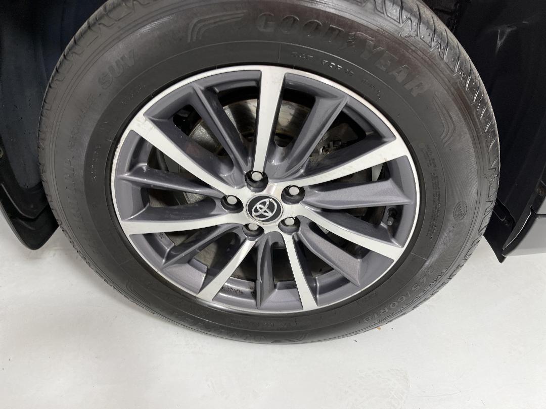 Photo '9' of Toyota Highlander