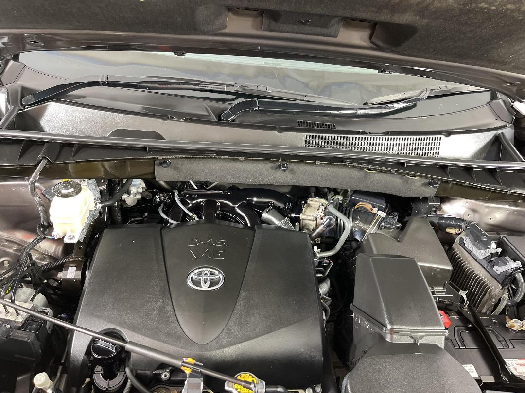 Photo '13' of Toyota Highlander