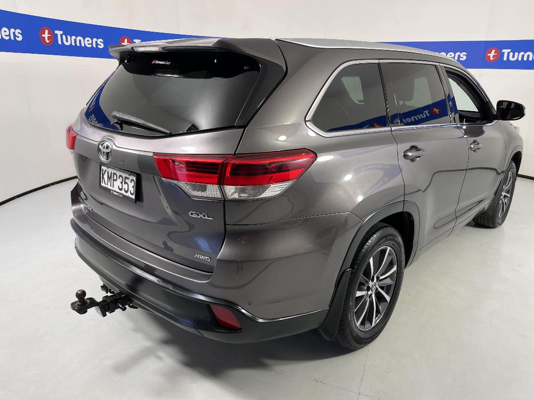 Photo '7' of Toyota Highlander