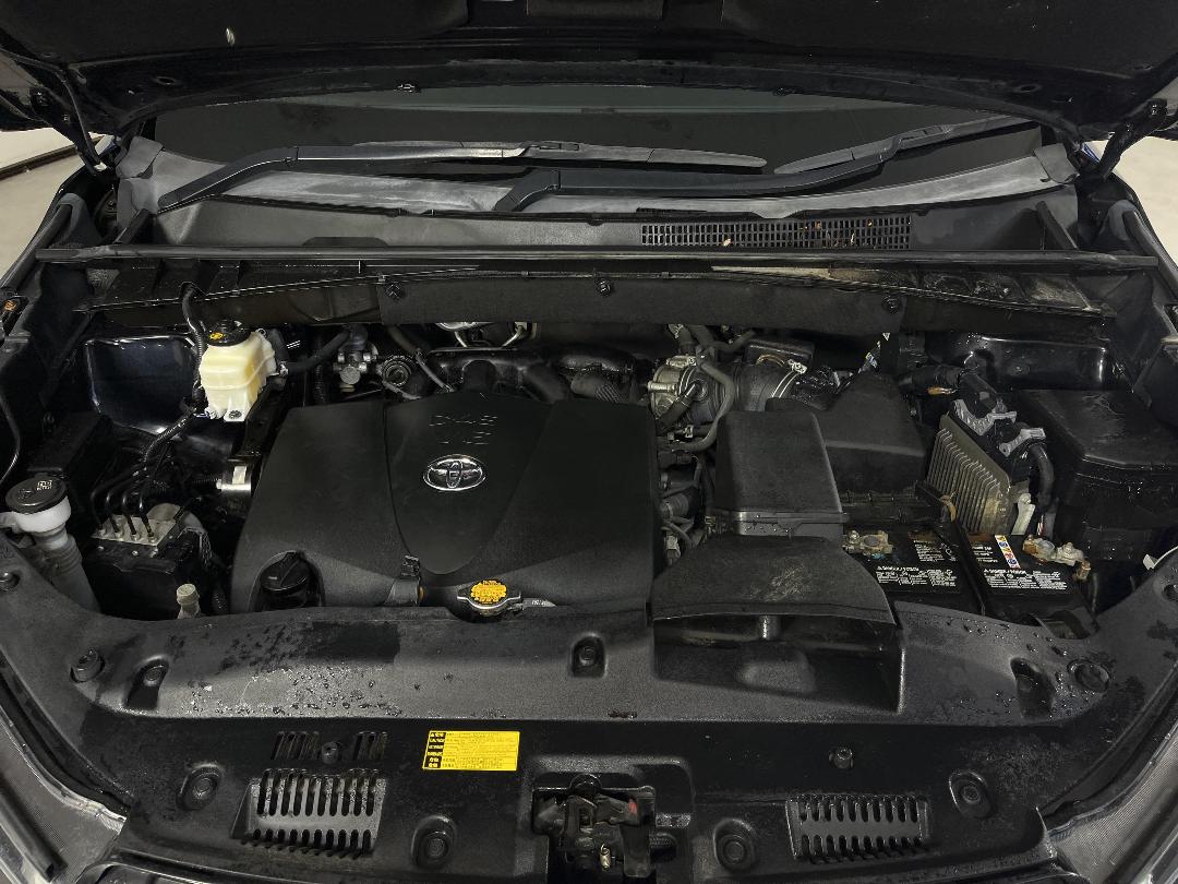 Photo '13' of Toyota Highlander