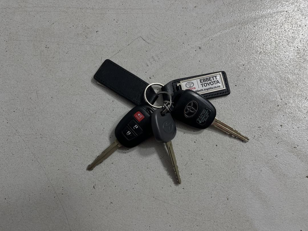 Photo '22' of Toyota Highlander