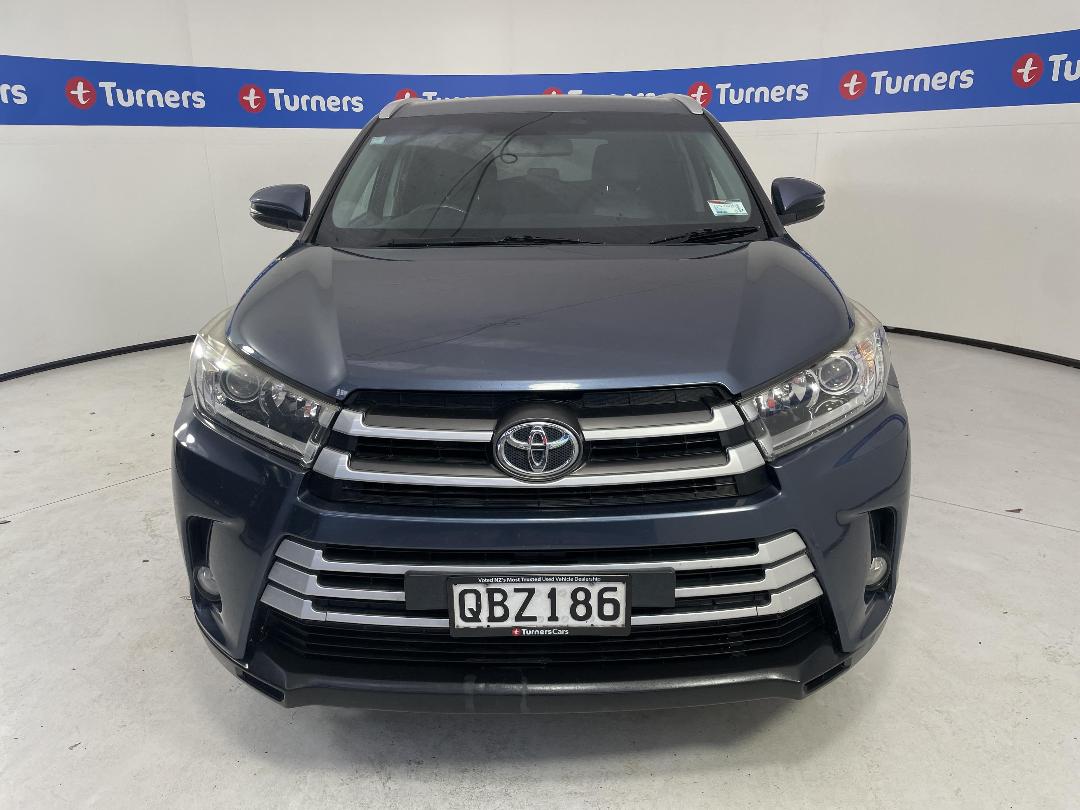 Photo '2' of Toyota Highlander